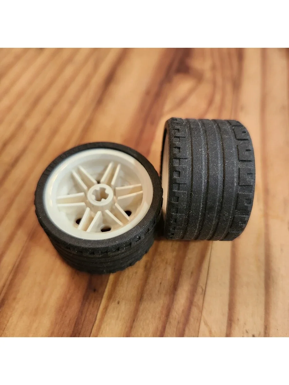 Lego 2x Technic Wheels 37x22 Tires ZR White Rims 56145 55978 Replacement Parts